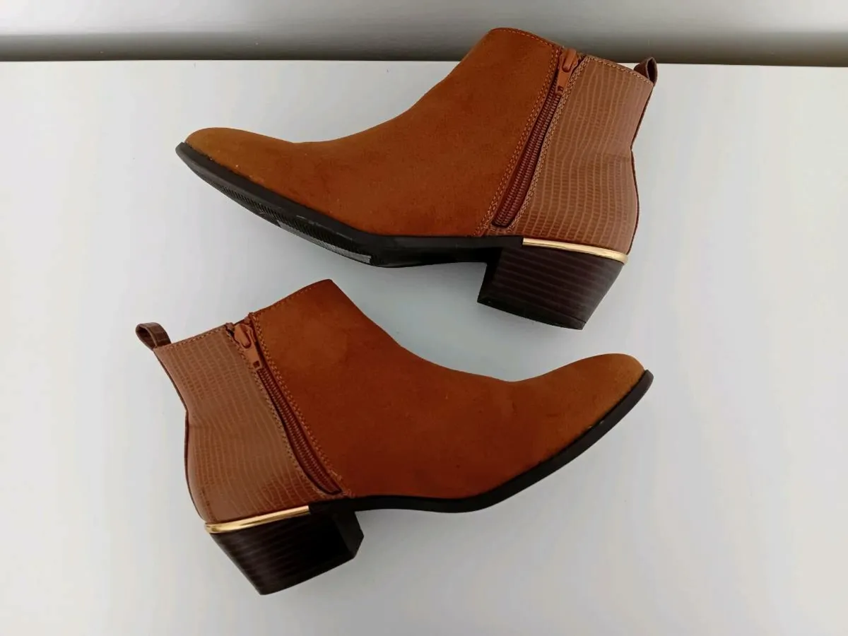 NEW LOOK Ladies Ankle Boots - Image 3