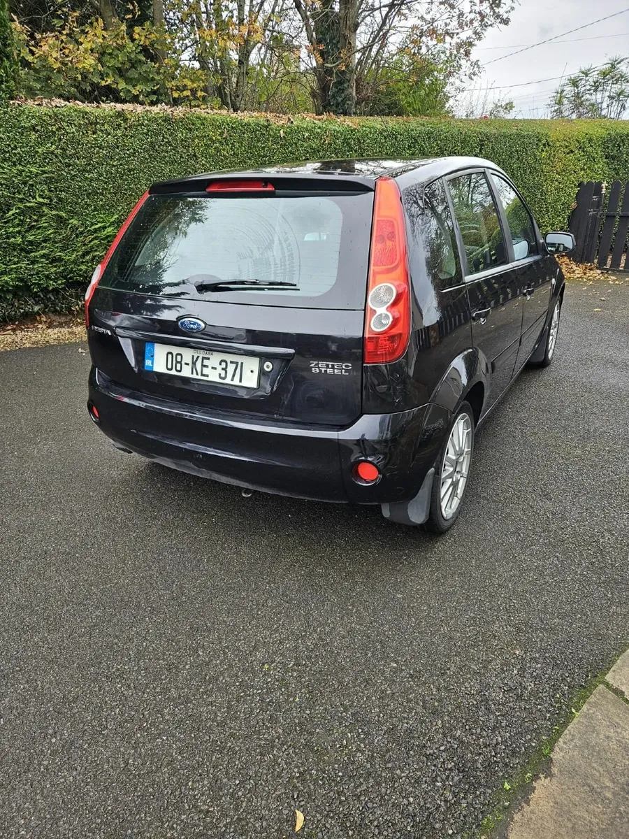 Ford Fiesta 2008 - Image 2