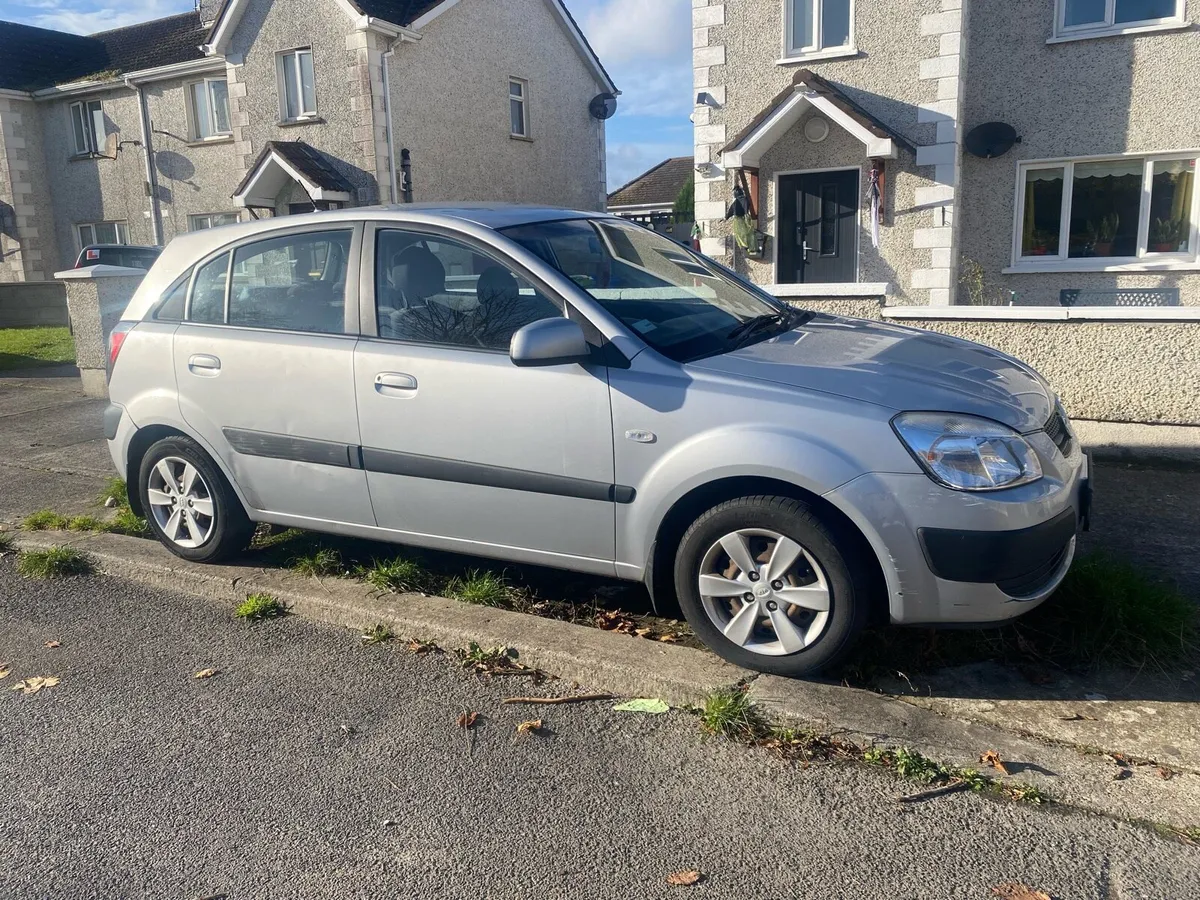 Kia Rio Hatchback 2009 - Image 1