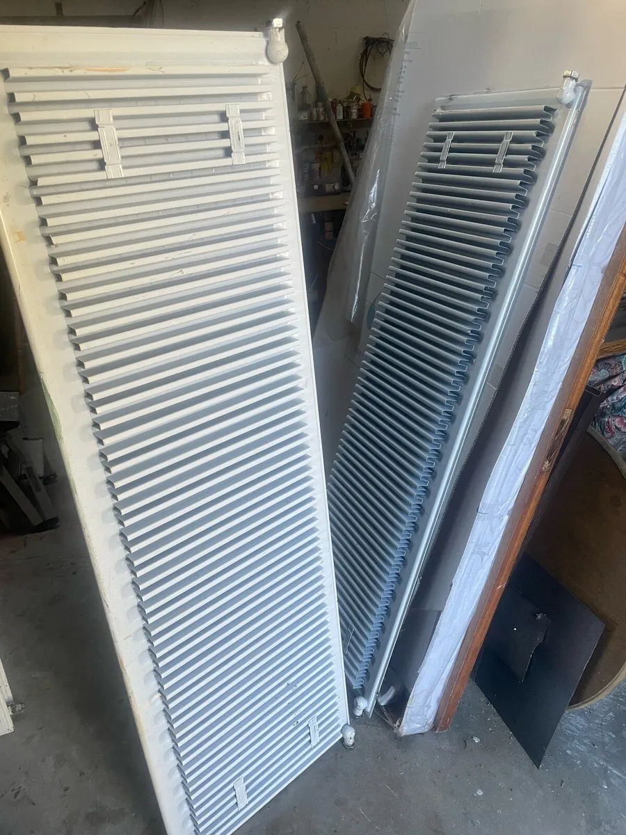 2x Radiators - Image 2