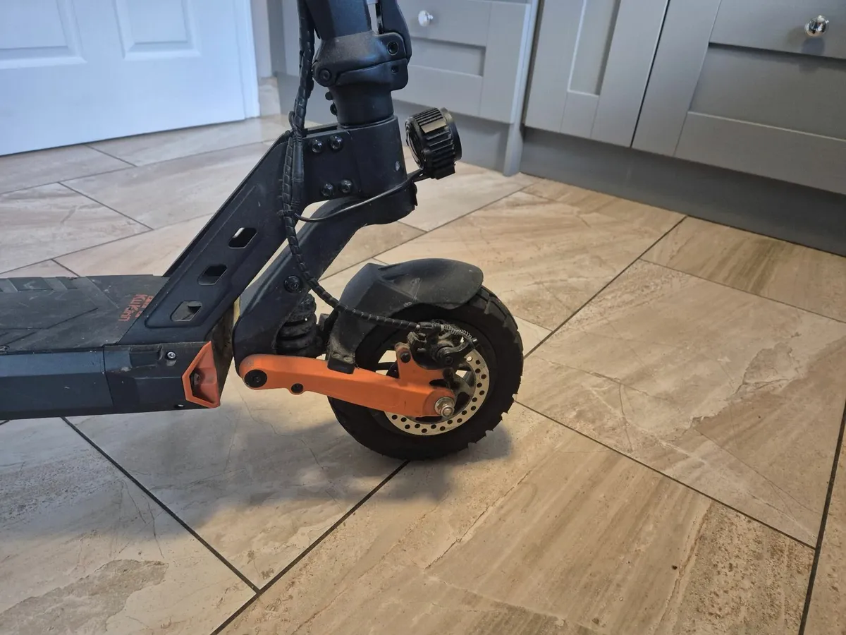 Kukirin electric scooter - Image 3