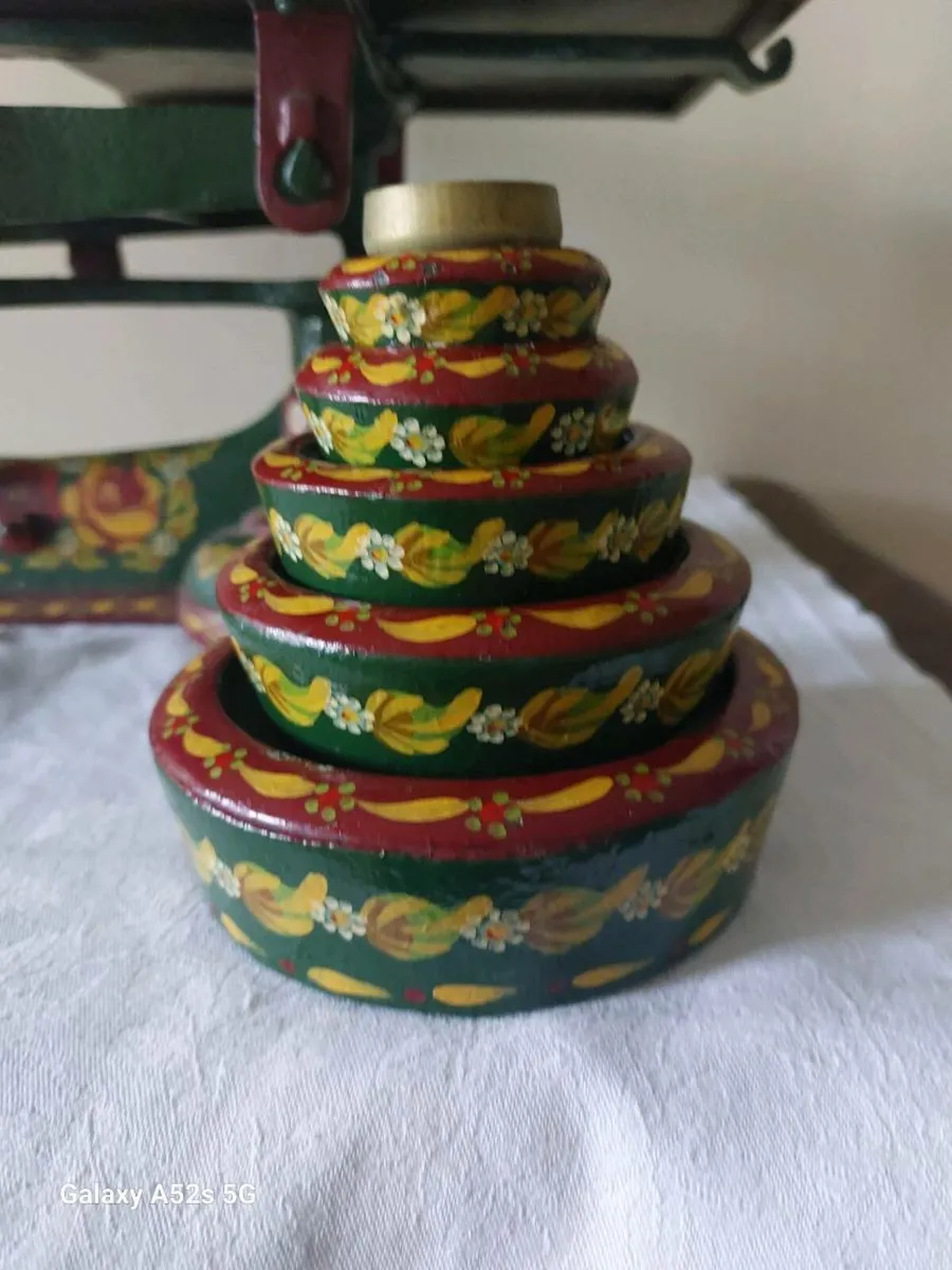 Vintage kitchen scales - Image 4