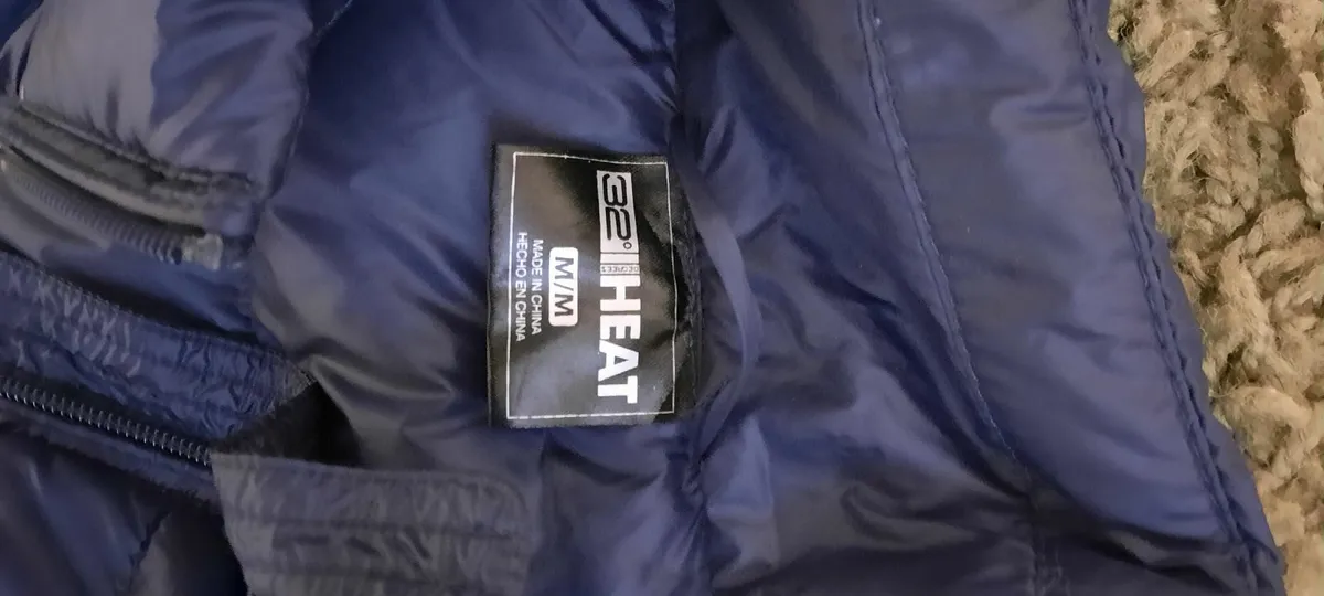 Ladies coats and clothes - Image 1