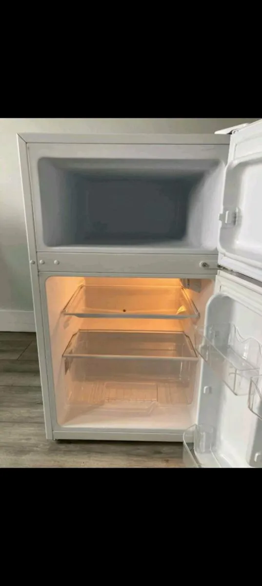 Fridge freezer - Image 4