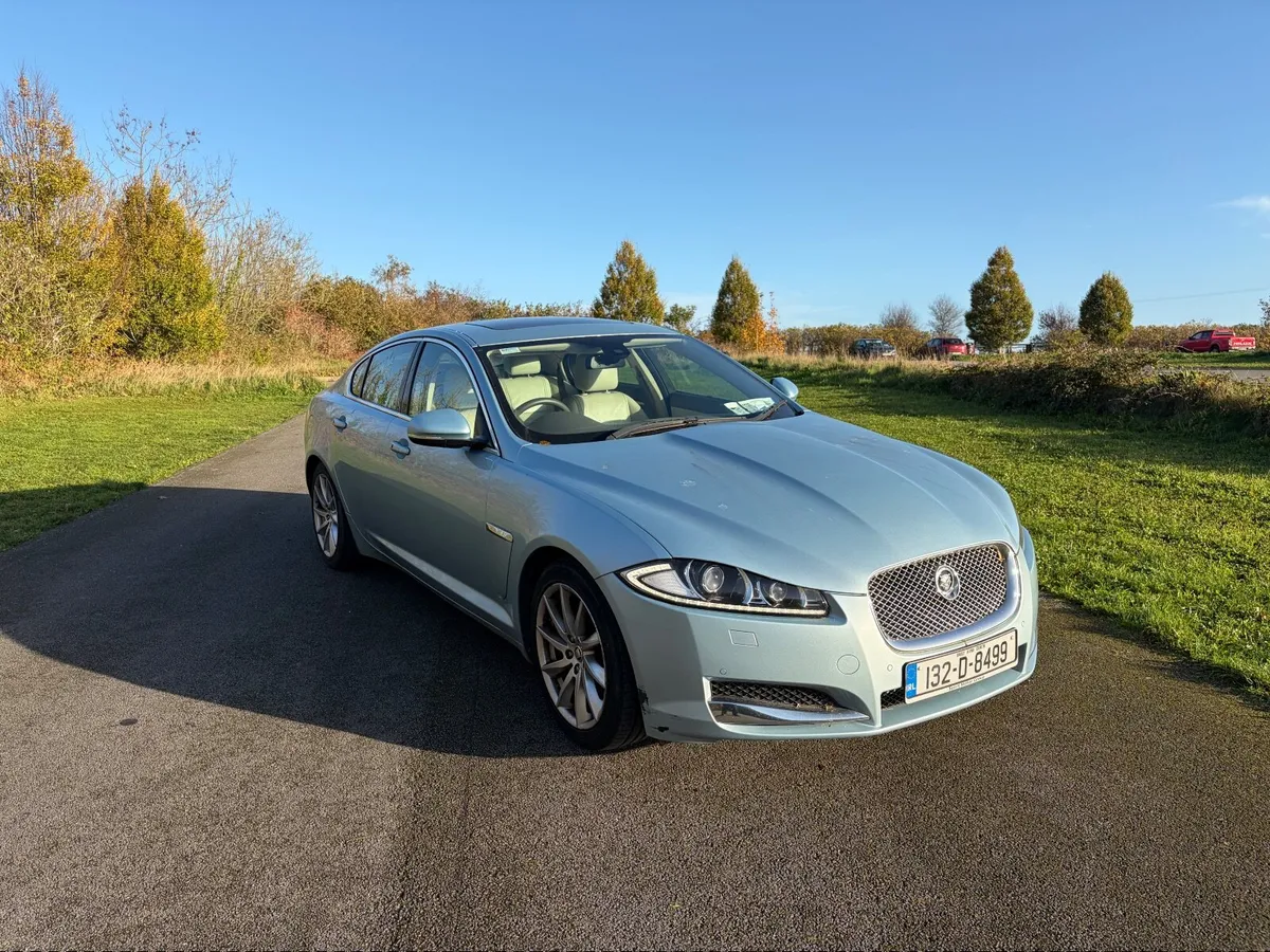Jaguar XF 2013 - Image 1
