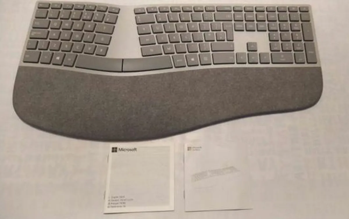Microsoft Surface Ergonomic keyboard Bluetooth