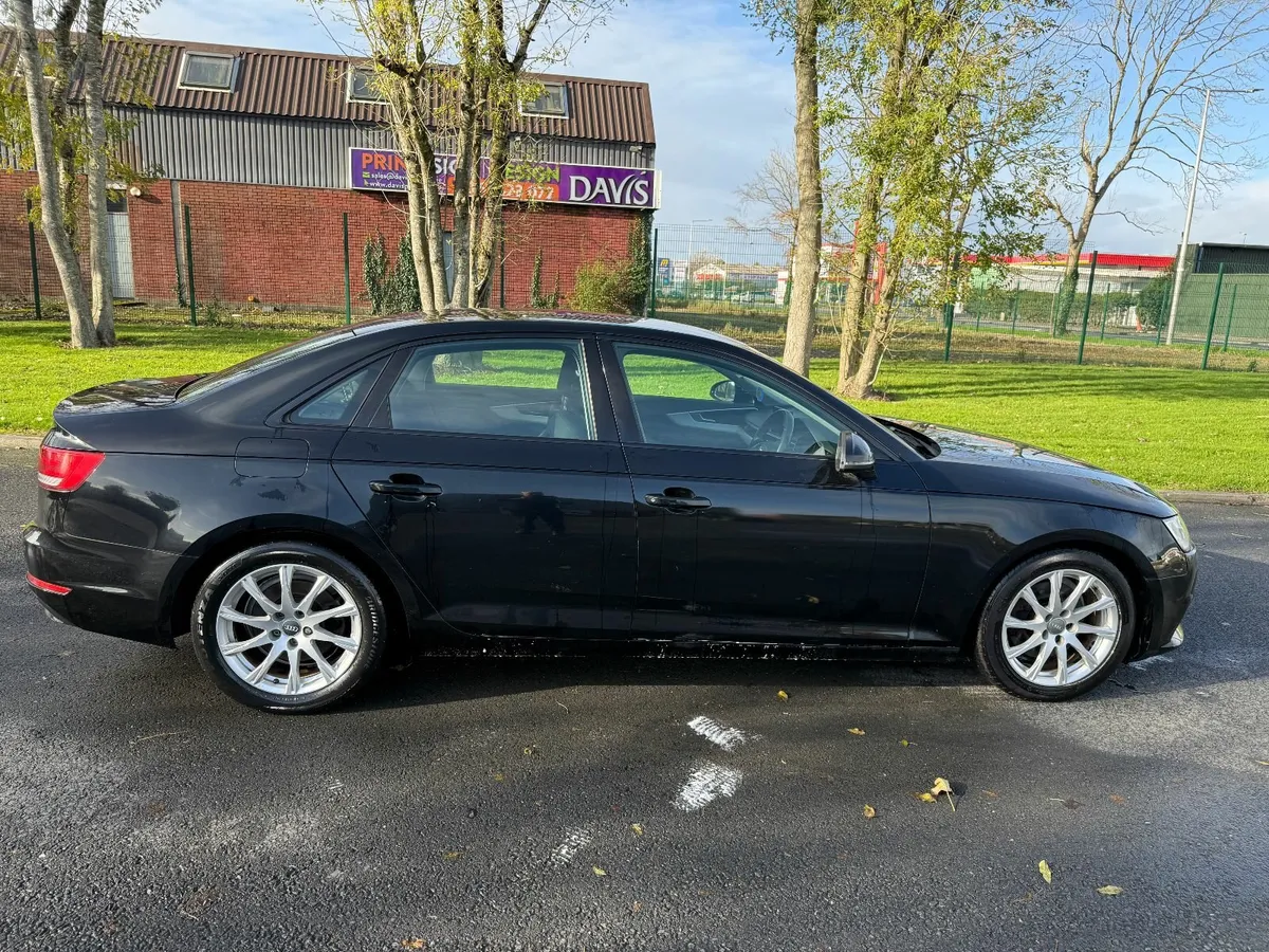 Audi A4 2016 2.0TDI 150 ULTRA - Image 2