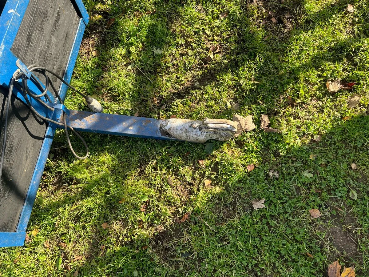 Car trailer €270 & €370 for one with ladder rack - Image 4