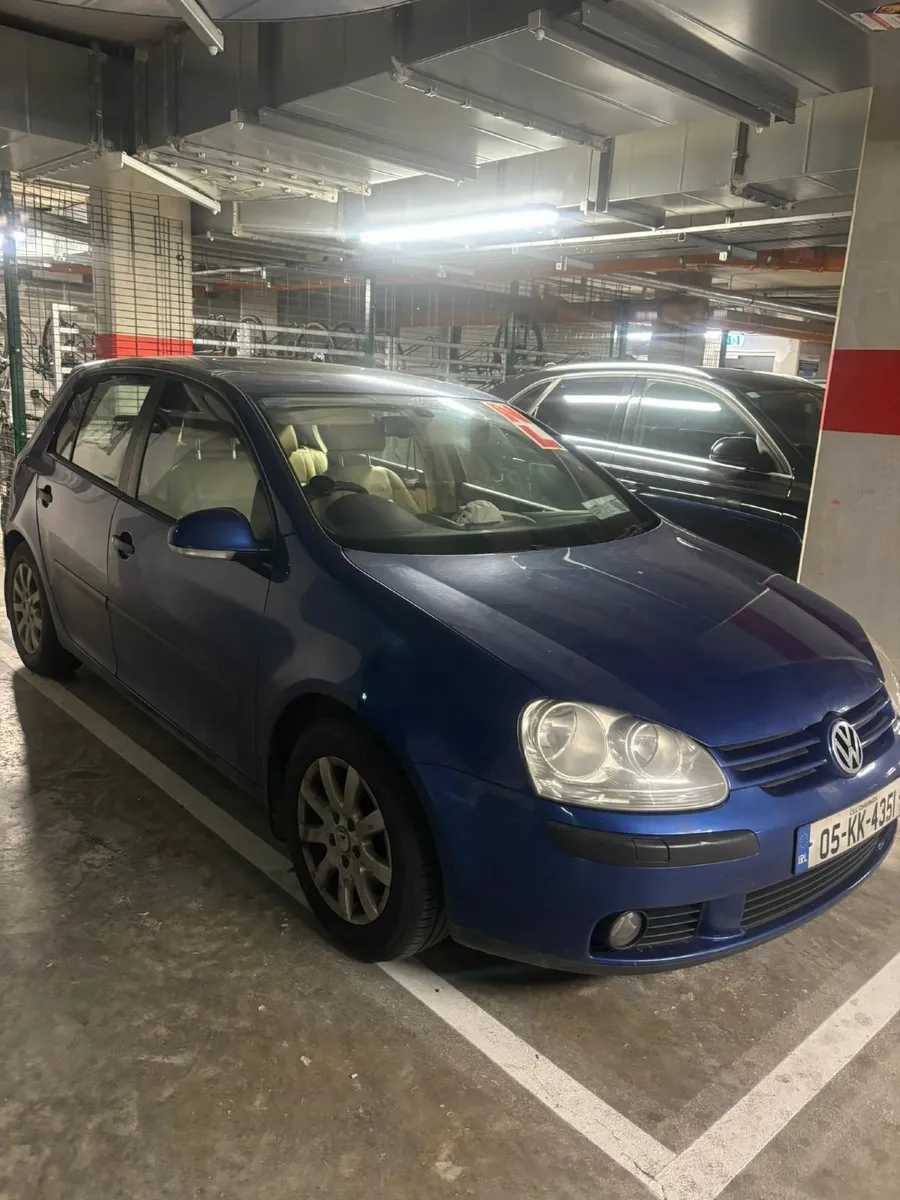 Volkswagen Golf 2005 - Image 1
