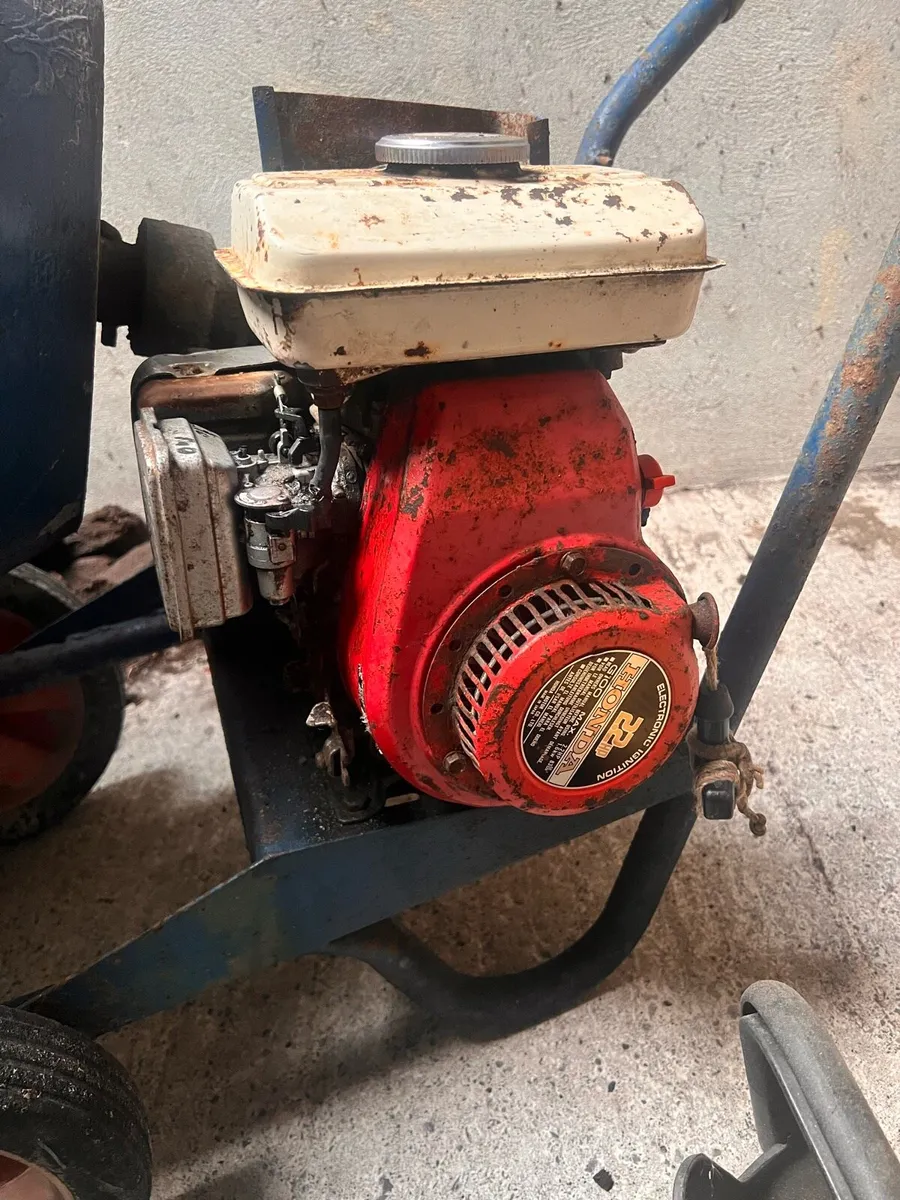 Mixer Blower and Trimmer - Image 2