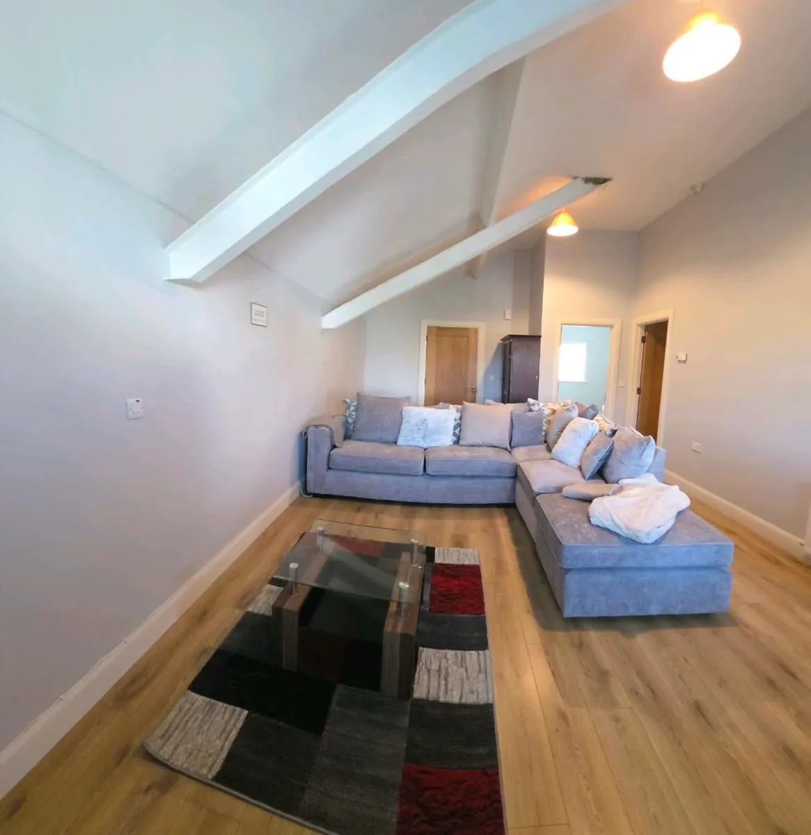 Luxury 2 Bed Apartment for let - Image 1