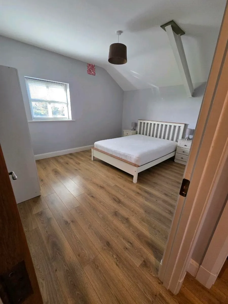 Luxury 2 Bed Apartment for let - Image 2