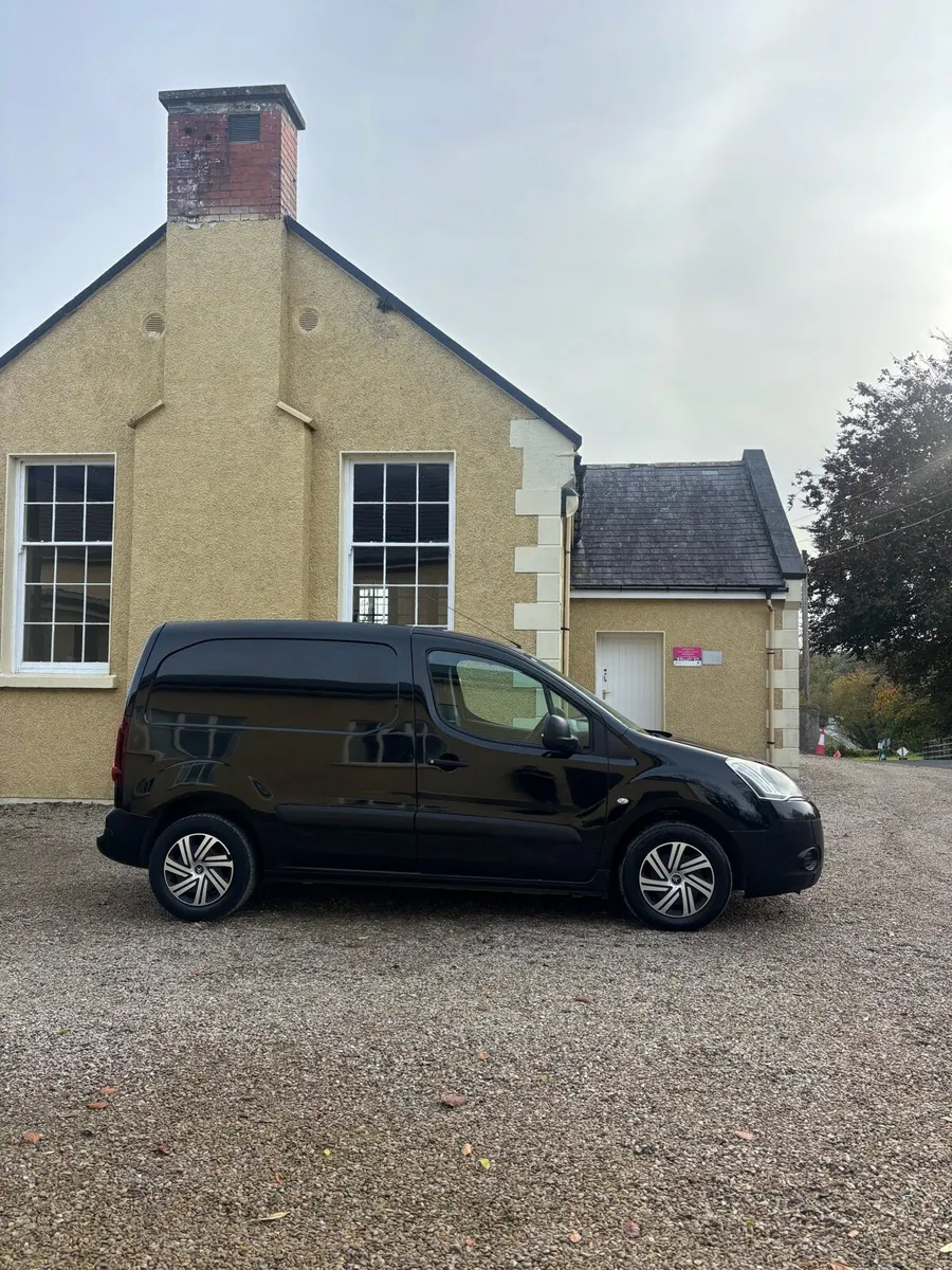 2014 Citroen berlingo - Image 2