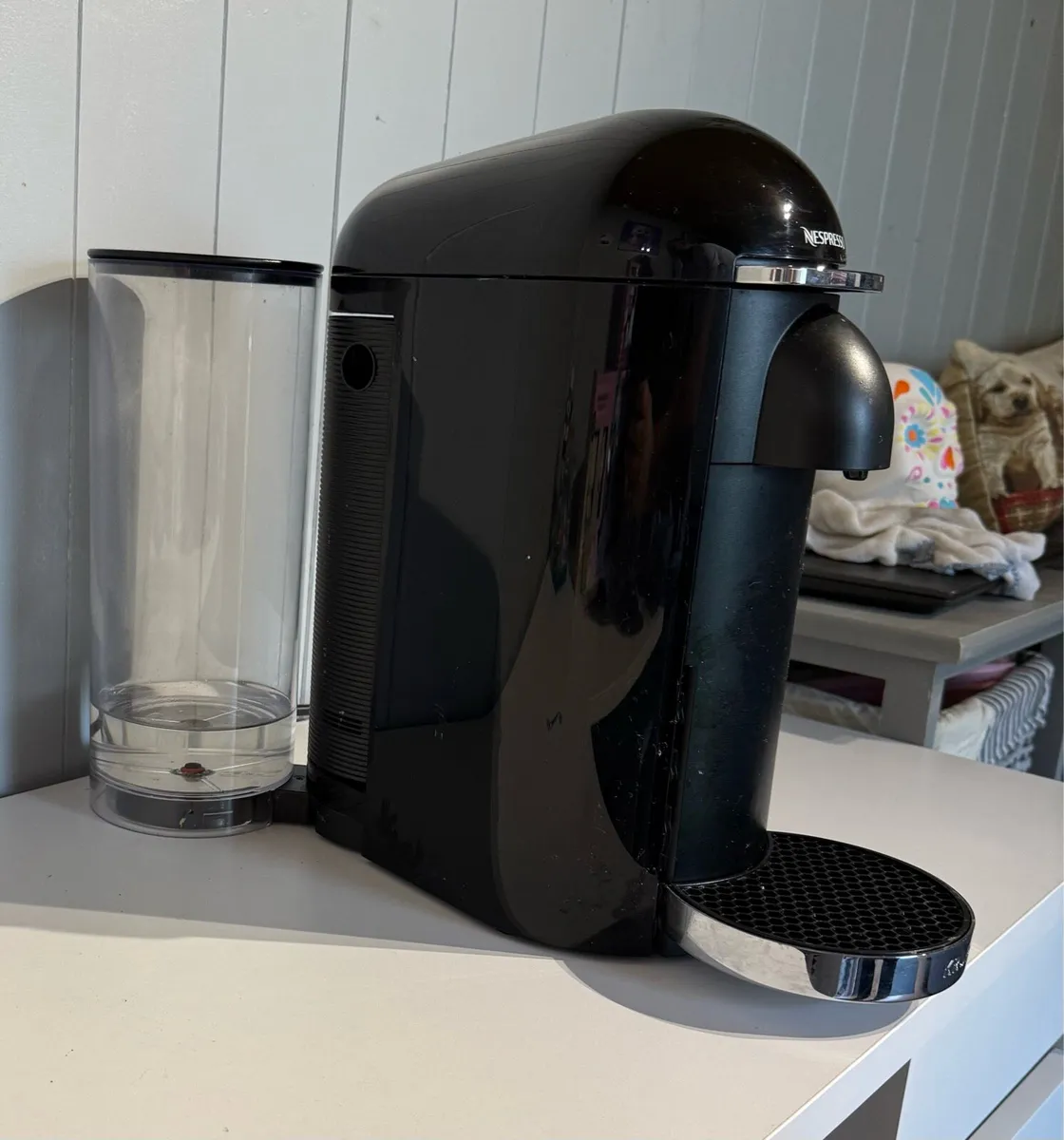 Nespresso Vertuo Plus Coffee Machine-Black - Image 3