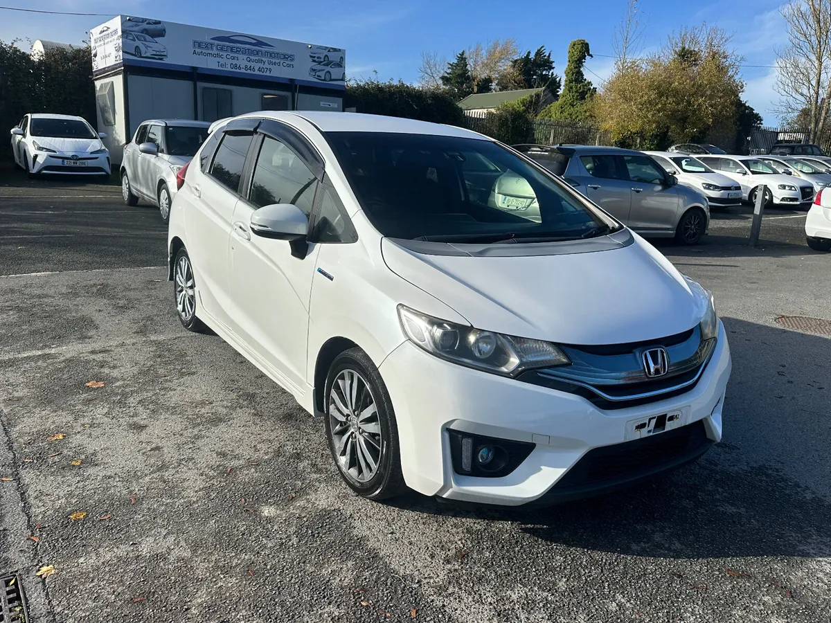2015 Honda Fit Full Option Fresh NCT Rd tax - Image 1