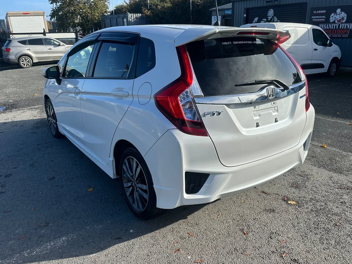2015 Honda Fit Full Option Fresh NCT Rd tax - Image 3