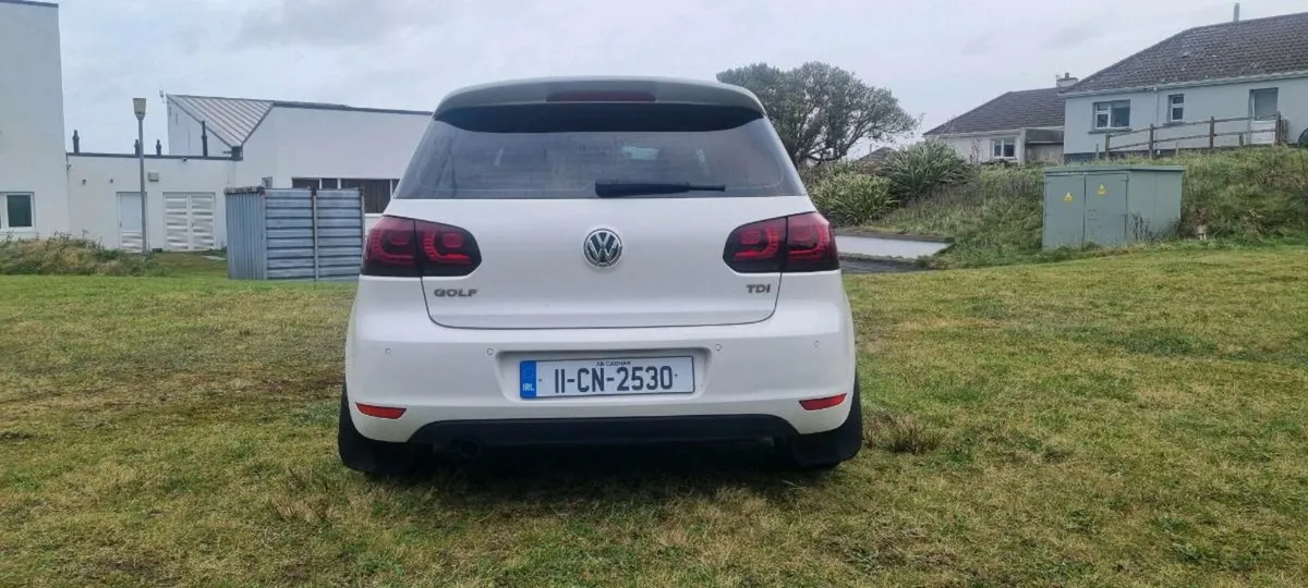 Volkswagen Golf - Image 4