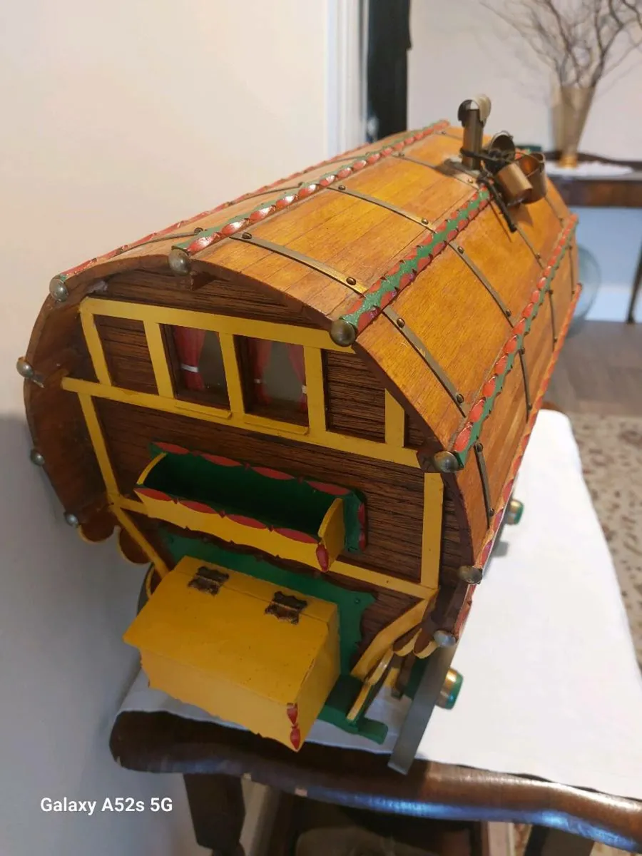 "Romany Rose" gypsy wagon - Image 4