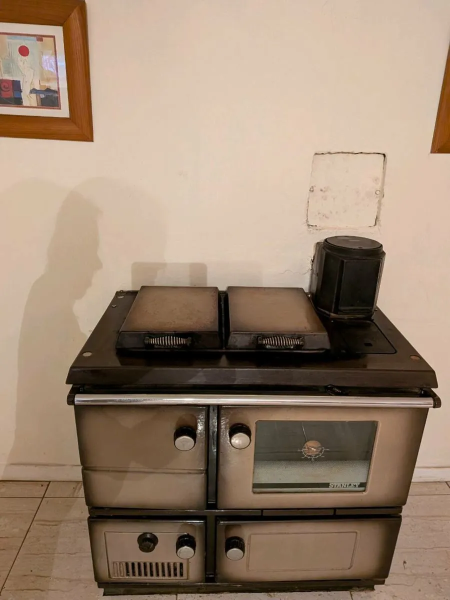 Stanley Superstar Solid Fuel Range - Image 2