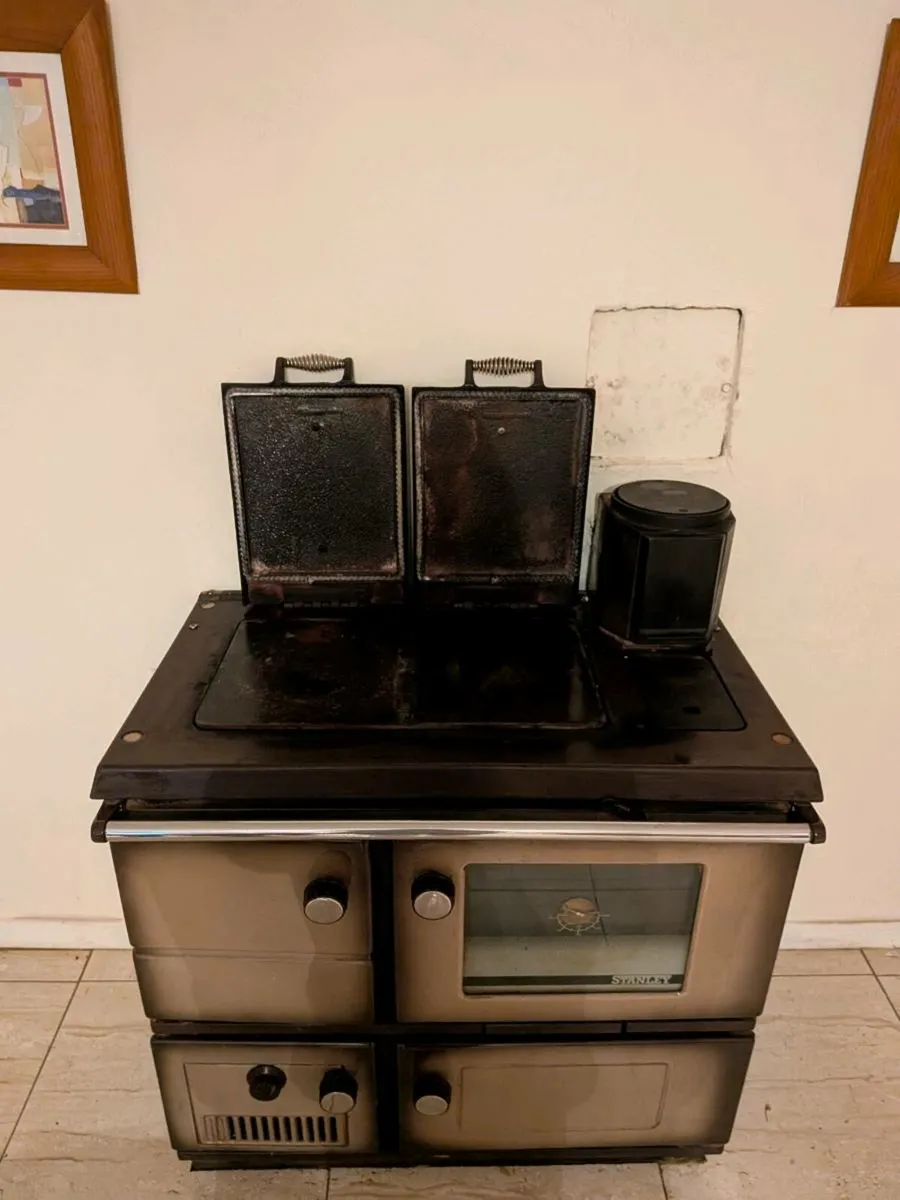 Stanley Superstar Solid Fuel Range - Image 3
