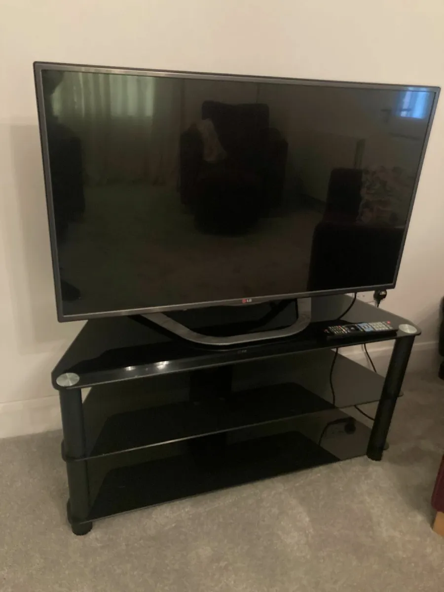 43" LG Television & Stand - Image 1