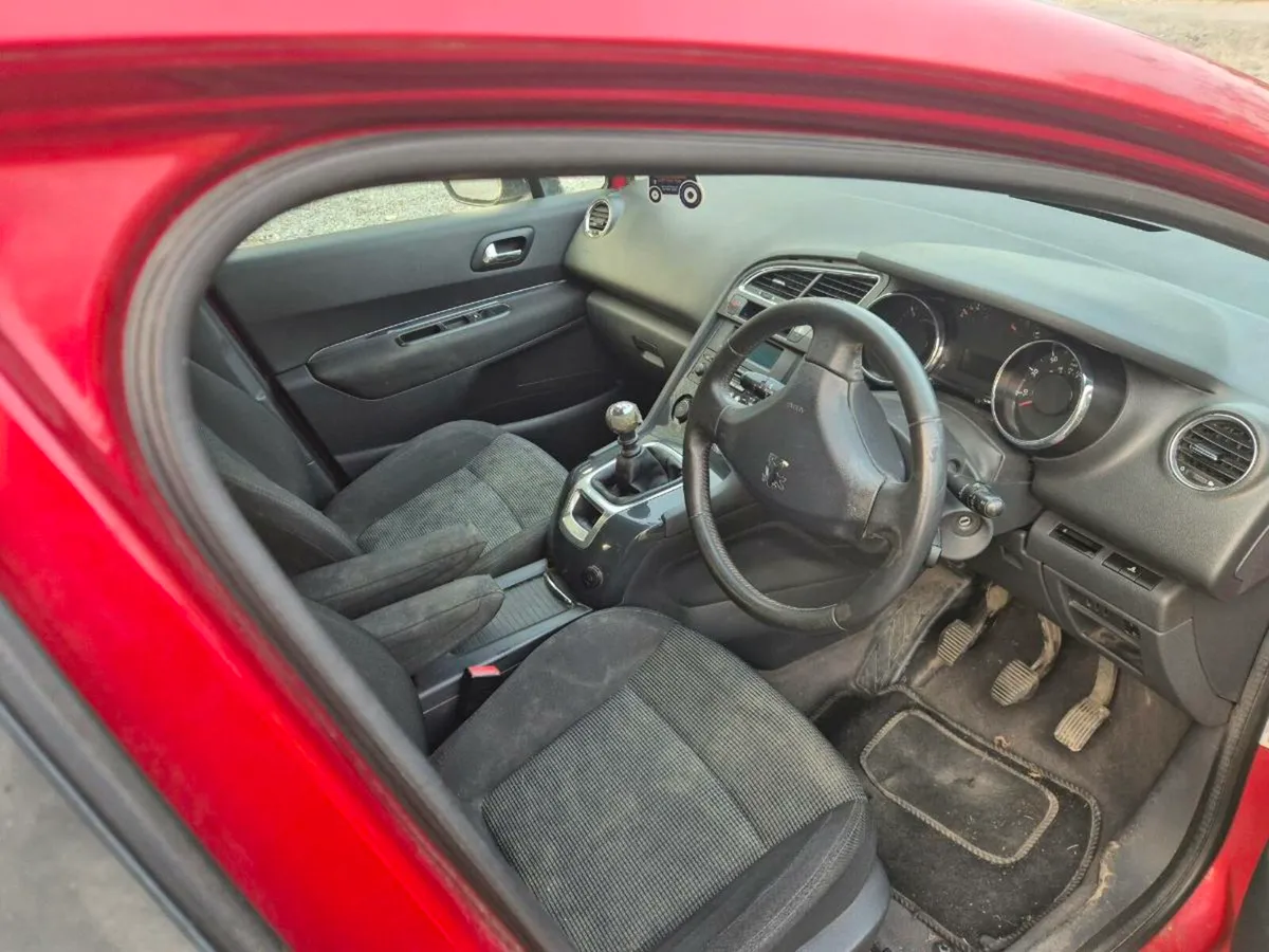 Peugeot 5008 - Image 3