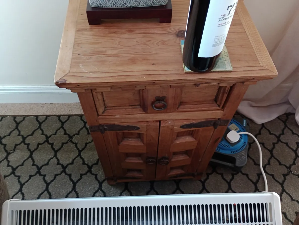 Bedroom furniture - Image 2