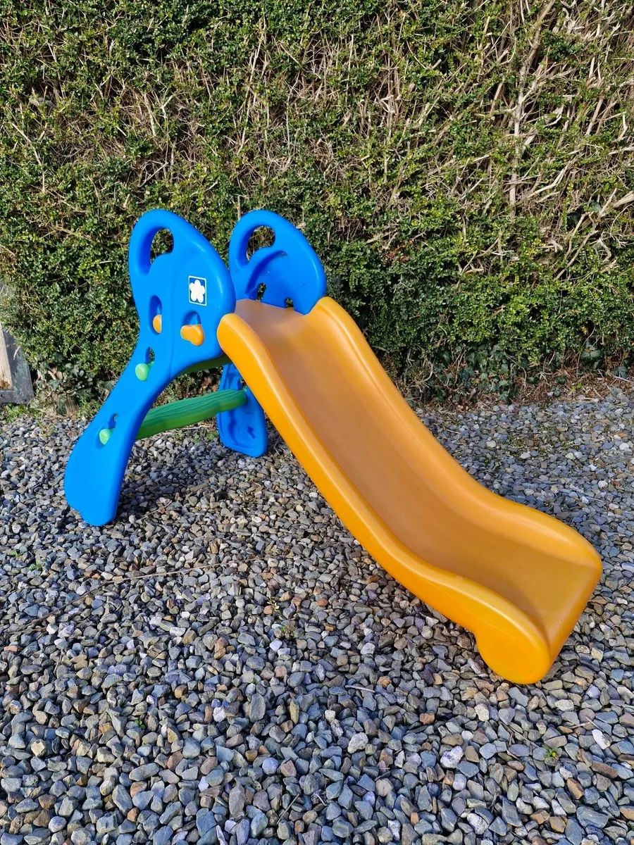 Little tikes coupe car and slide - Image 3