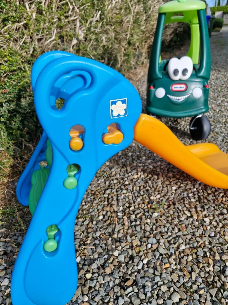 Little tikes coupe car and slide - Image 4