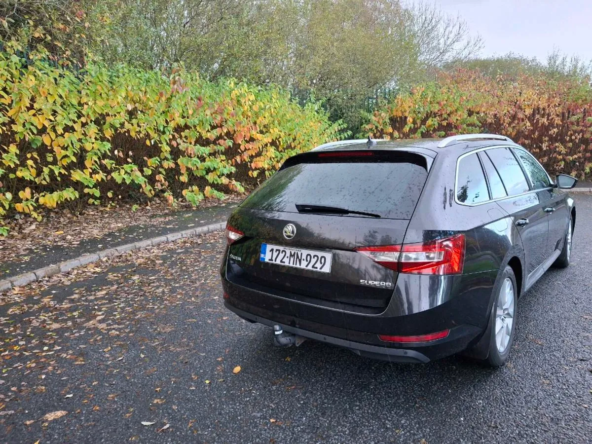 Skoda Superb - Image 4