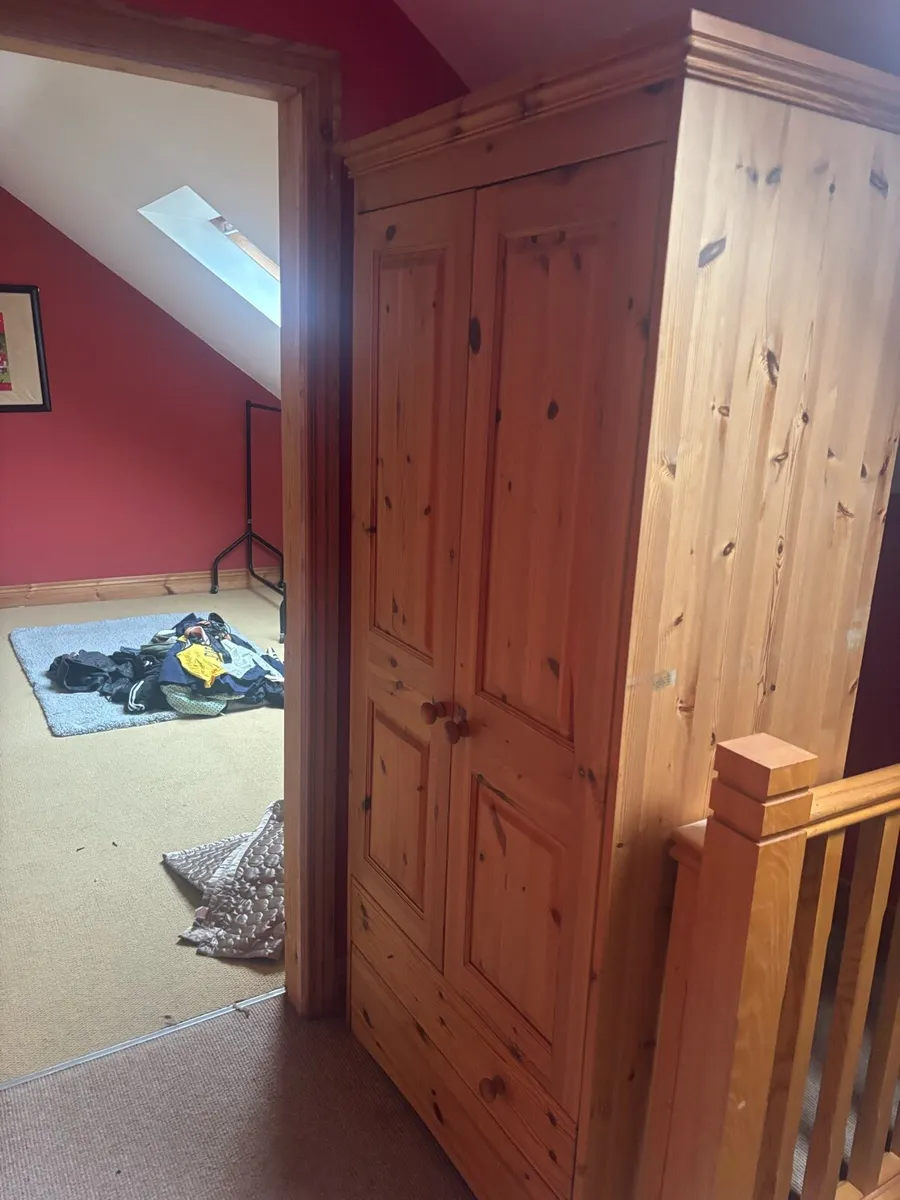 Free Furniture - Image 3