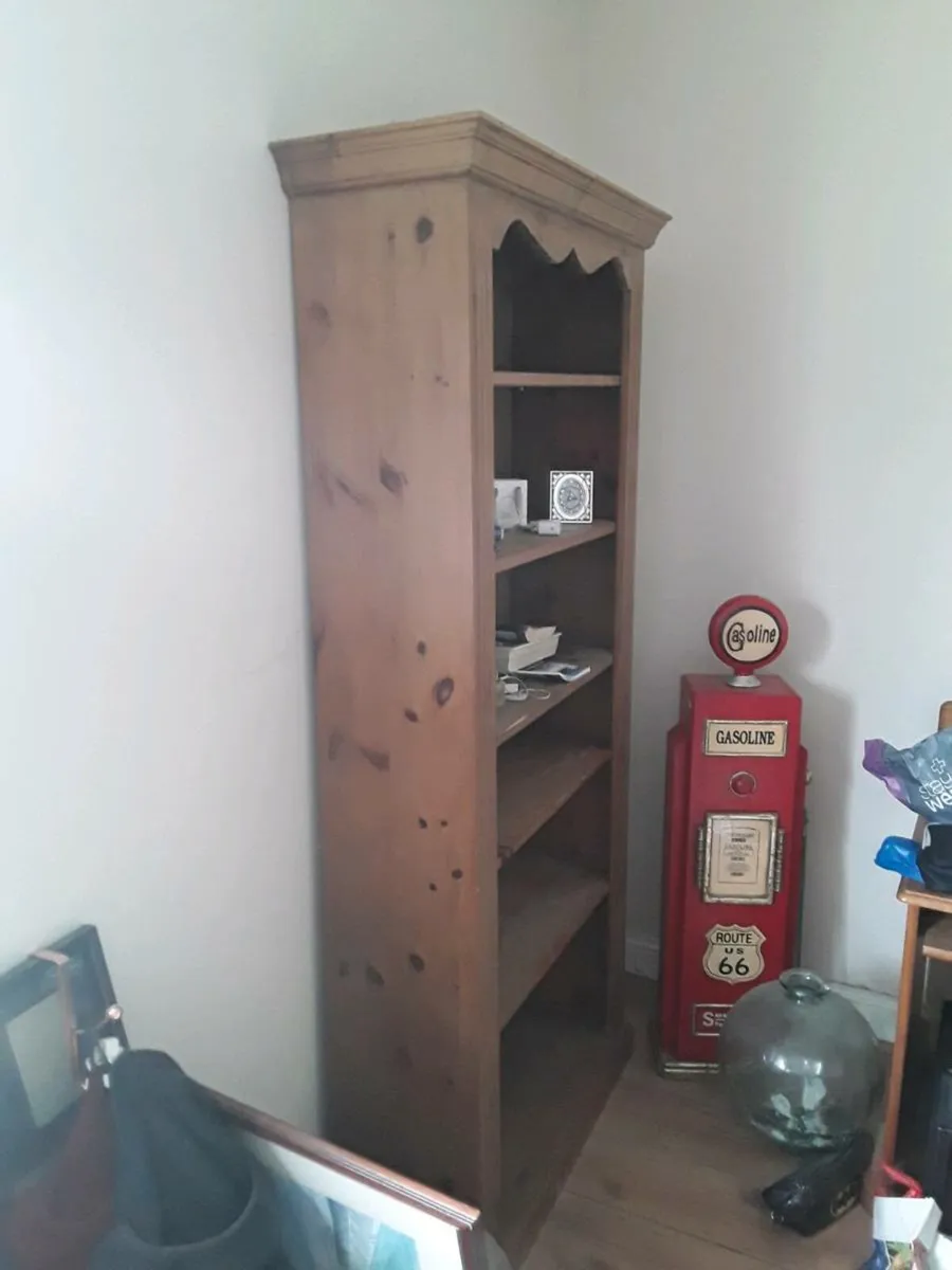 Office desk  and book case - Image 4