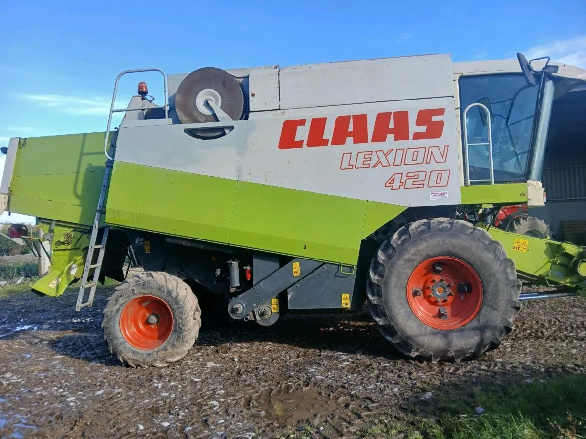 Claas 420 lexion . Claas chopper 354 - Image 2
