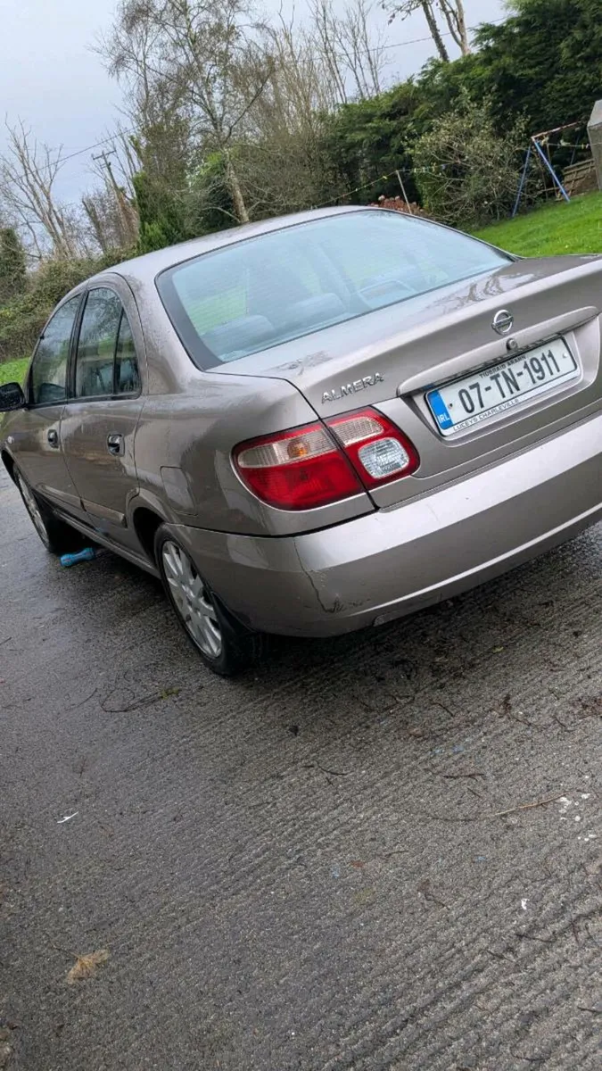 Nissan Almera 1.5 SXE 4DR - Low mileage - Image 3