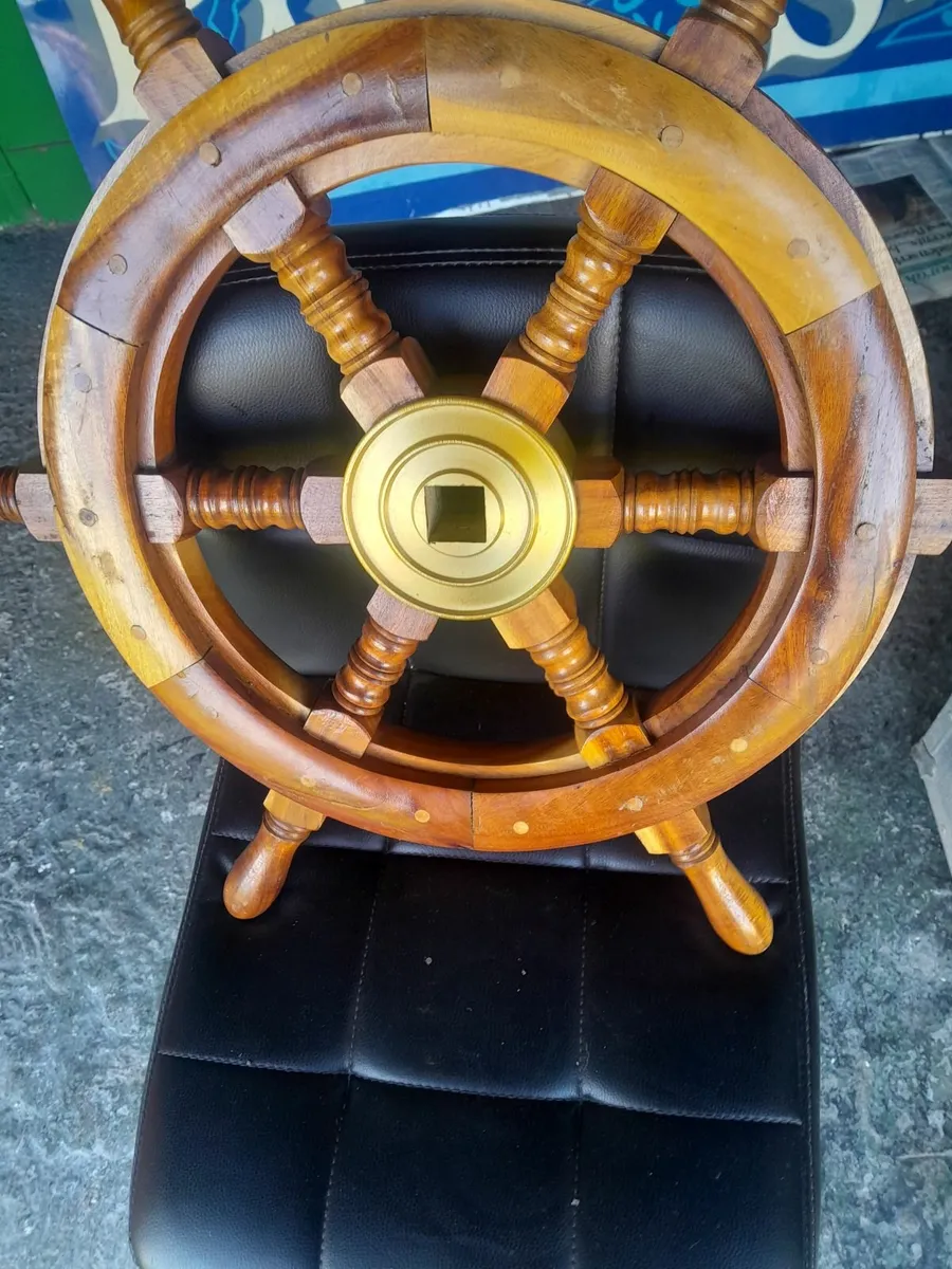 Ships wheele wood and brass - Image 2