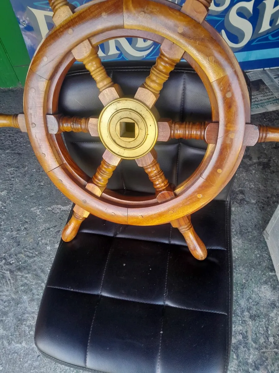 Ships wheele wood and brass - Image 3