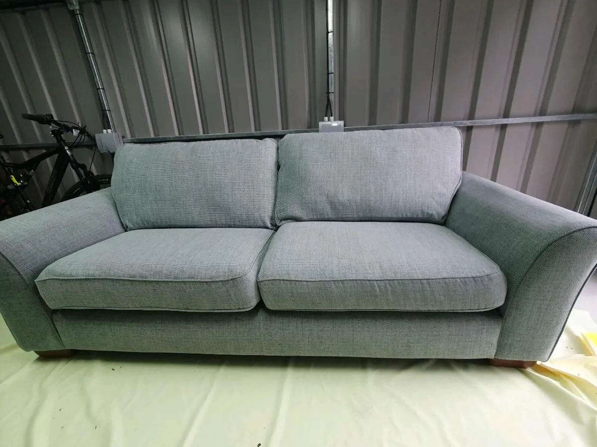 Sofa - Image 3