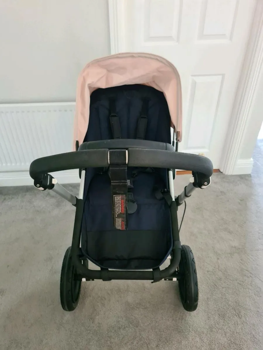 Bugaboo Cameleon bassinet and stroller - Image 4