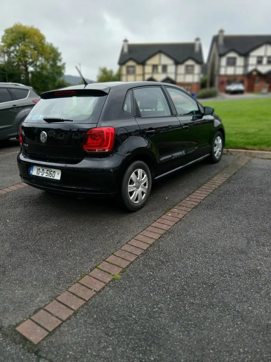 Volkswagen Polo 2010 - Image 2