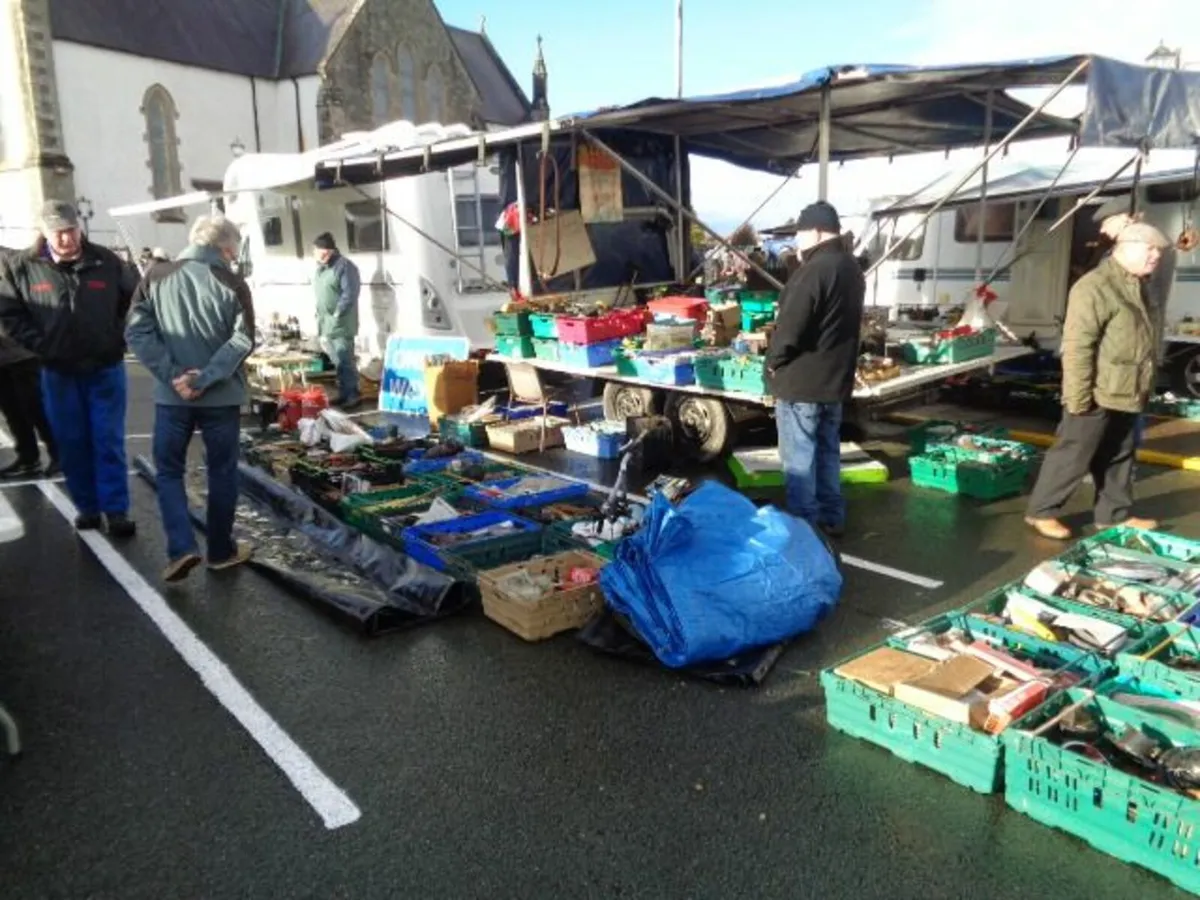 Vintage car - Image 2