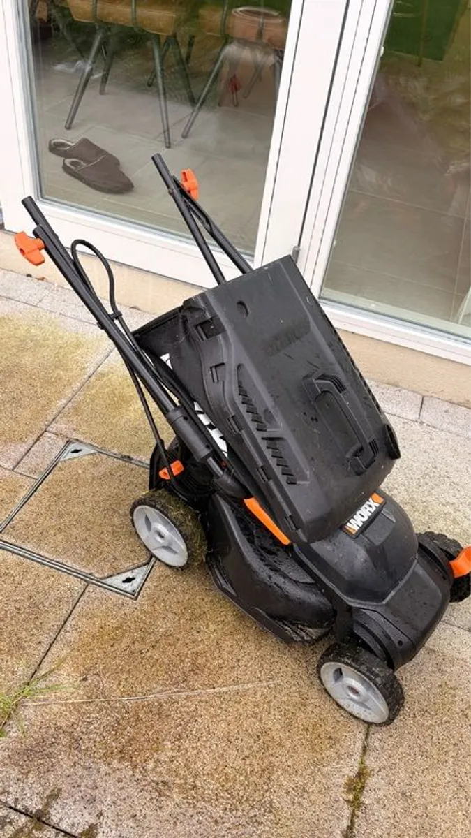 Worx Cordless Lawn mower - Image 2