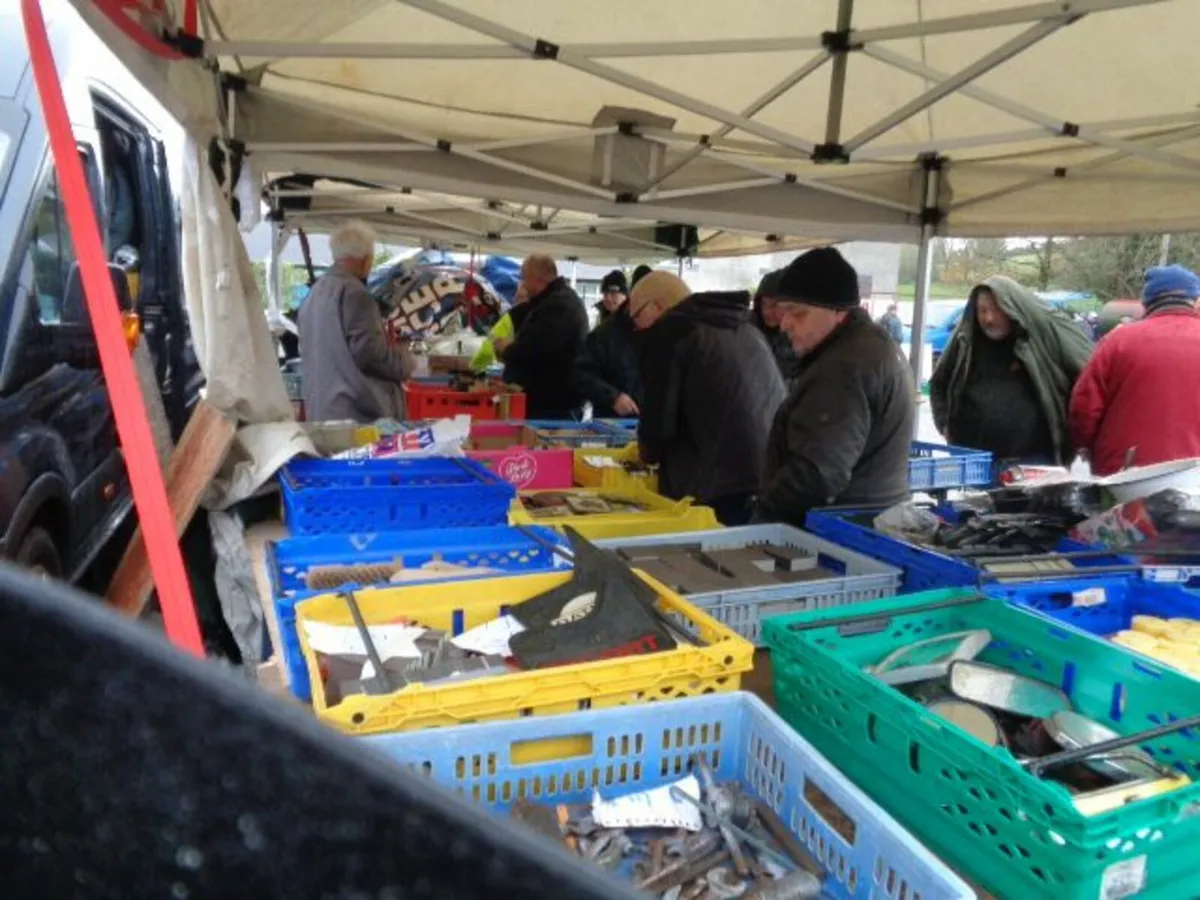 Vintage car - Image 4