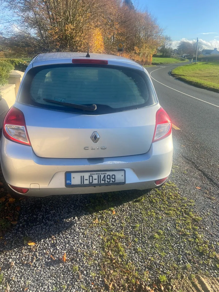 2011 Clio - Image 4