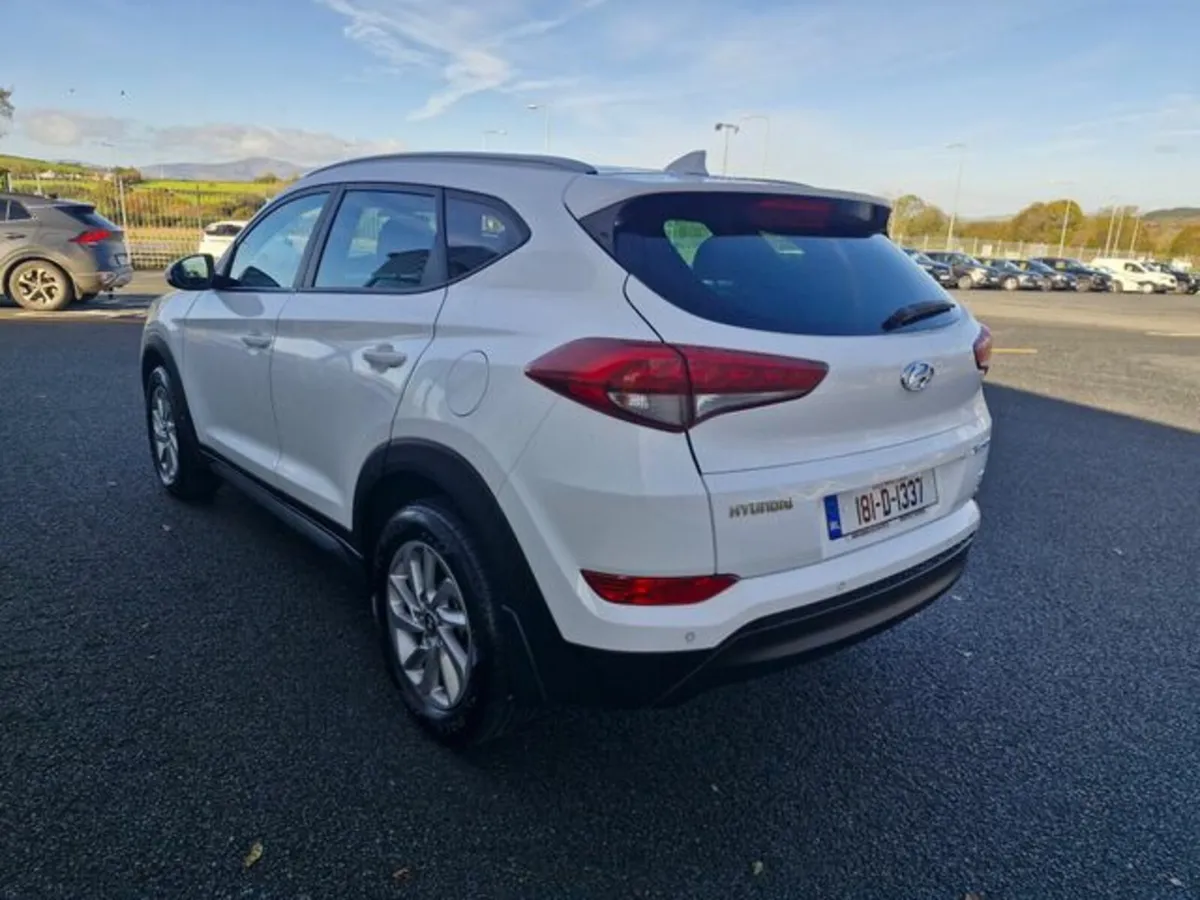 Hyundai Tucson 4WD Executive 5DR - Image 3