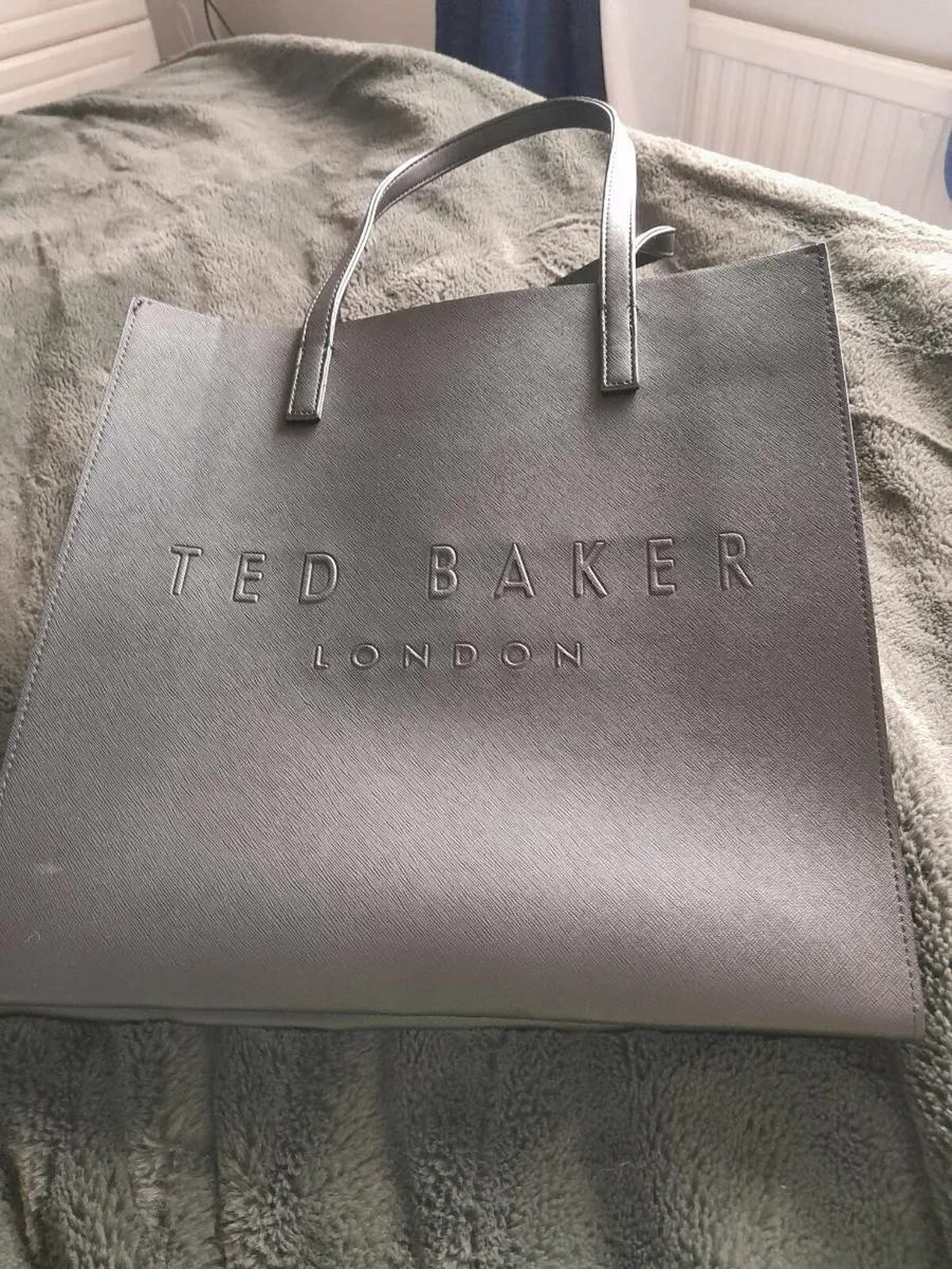 Ladies handbag - Image 2