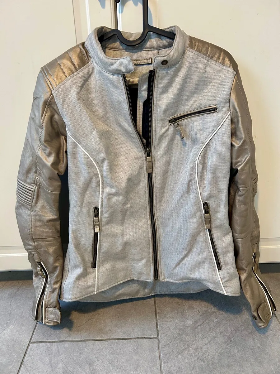 motorbike gear Women Jackets/Helmet/Boots & Gloves - Image 1