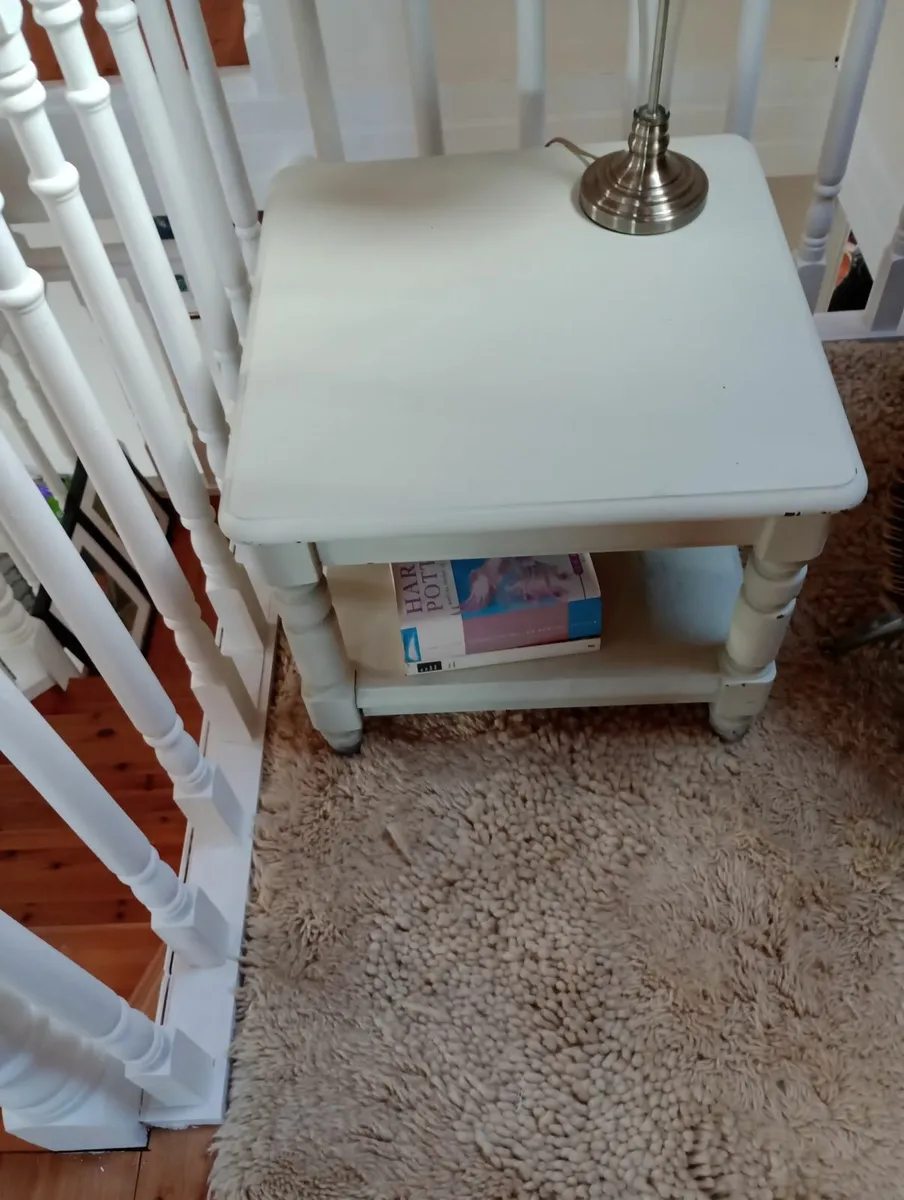 Sideboard table - Image 1