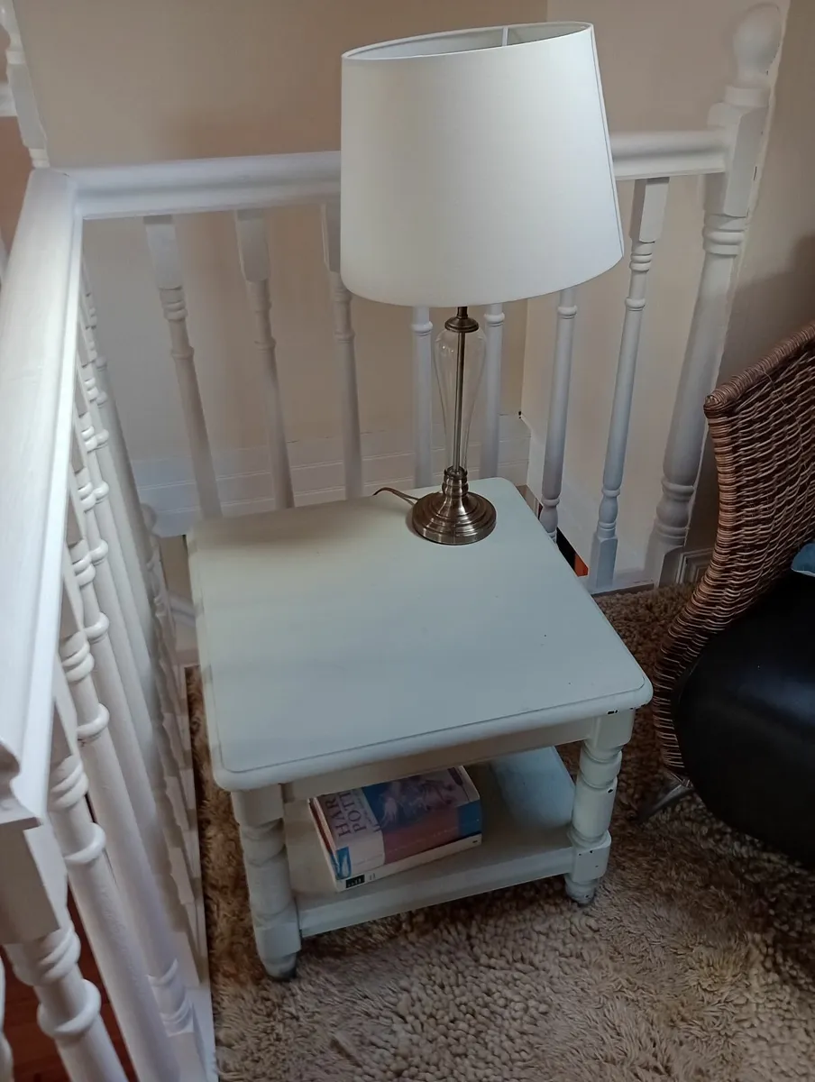 Sideboard table - Image 2