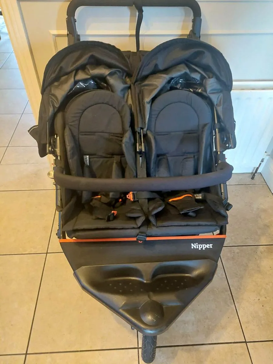 Out n about V5 buggy - Image 2