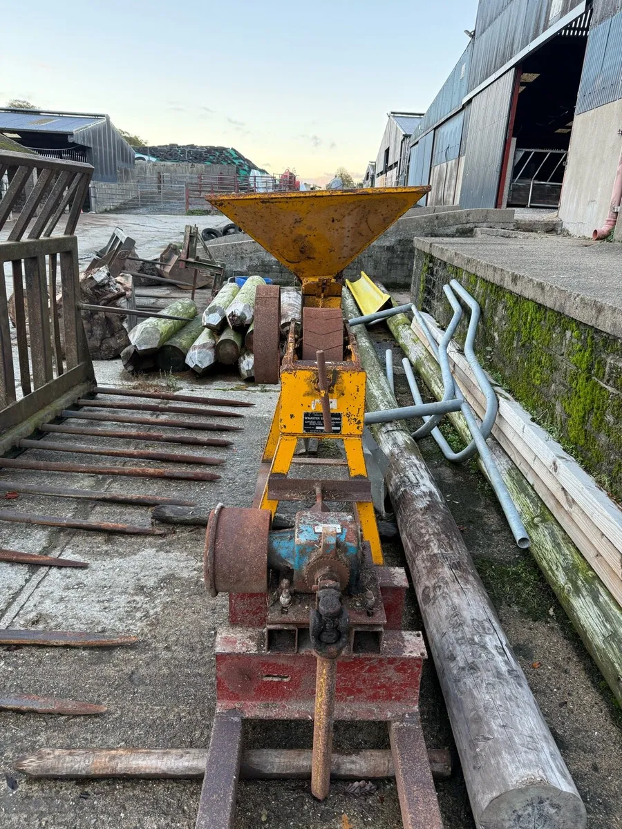 McMaster Grain Roller & Gearbox - Image 2